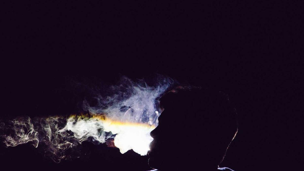 上海徐家汇那儿有一条酒吧满多的街叫什么 ?