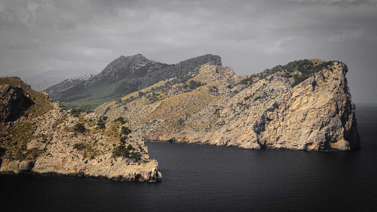 日照金山有什么寓意