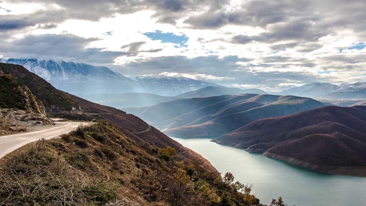 丽水花园中学怎么样